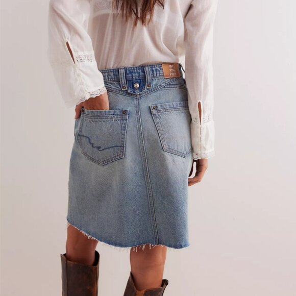 NWT Free People Suzy Denim Midi Skirt in Sun Stoned Blue - Picture 4 of 5